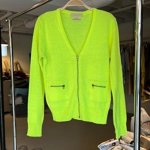 Essentiel Antwerp Neon yellow v-neck full zip sweater with pockets + zipper
